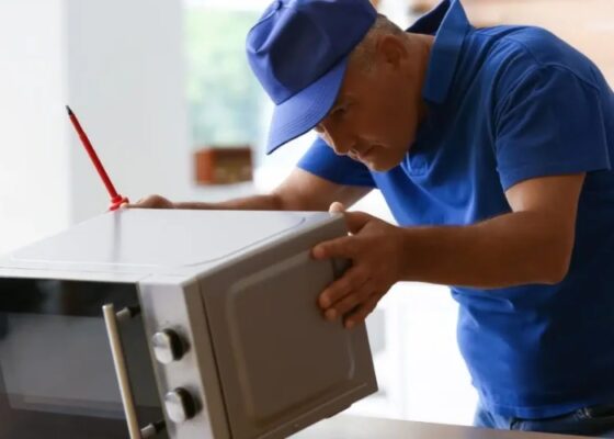 sửa lò vi sóng không nóng
