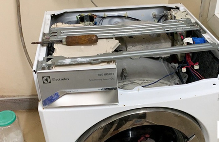 Sửa máy giặt Electrolux