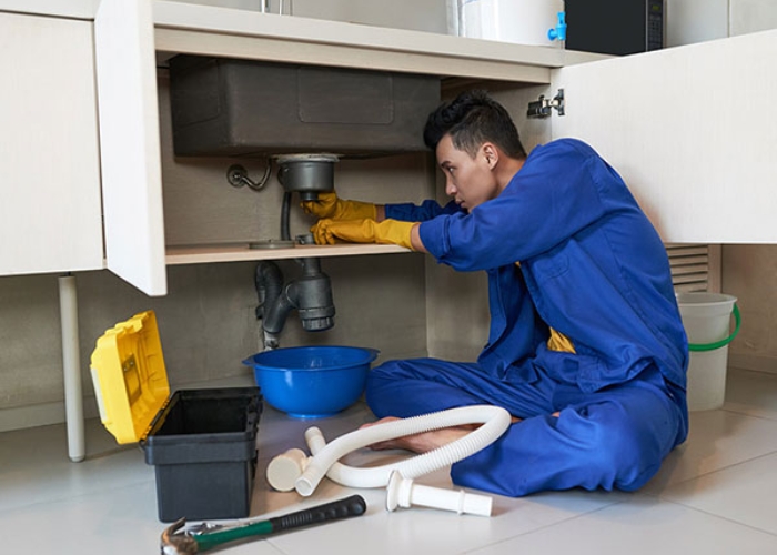 Thợ sửa ống nước tại nhà